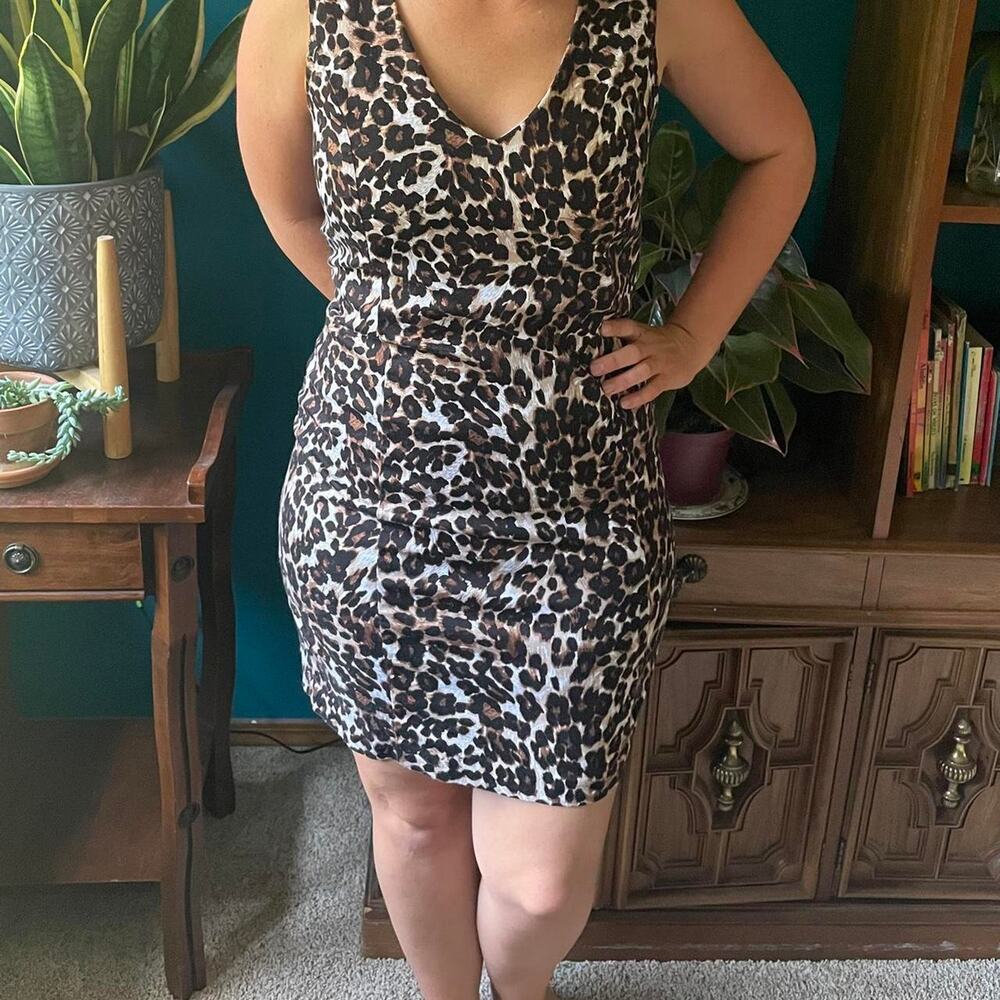 Leopard Print Dress Medium Mini Bodycon Tank Top Vneck Straight Back Glam